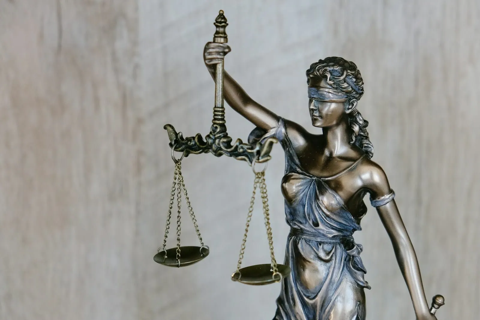 Traian Ogâgău și Condamnarea - Contextul Complet și Adevărul
